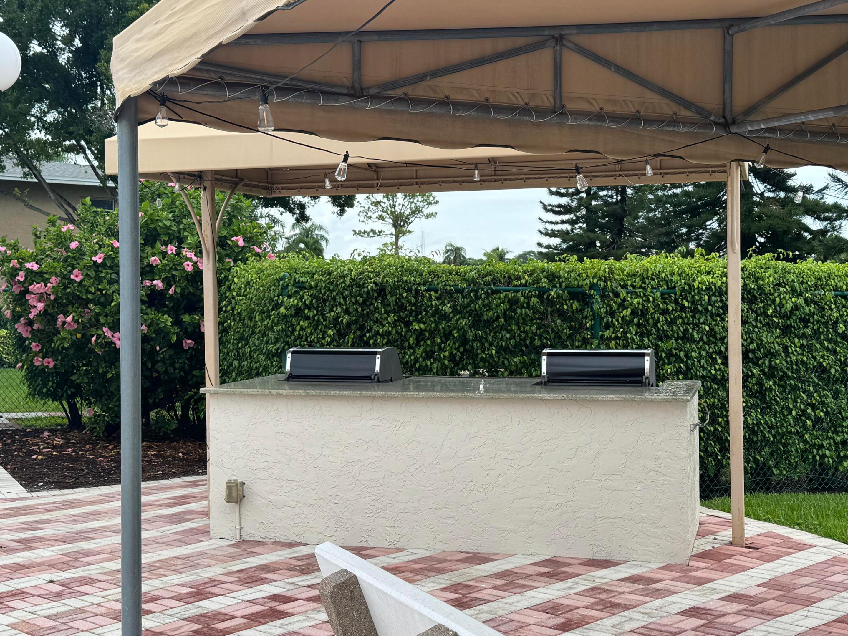 PINES OF DELRAY - Residential Lease