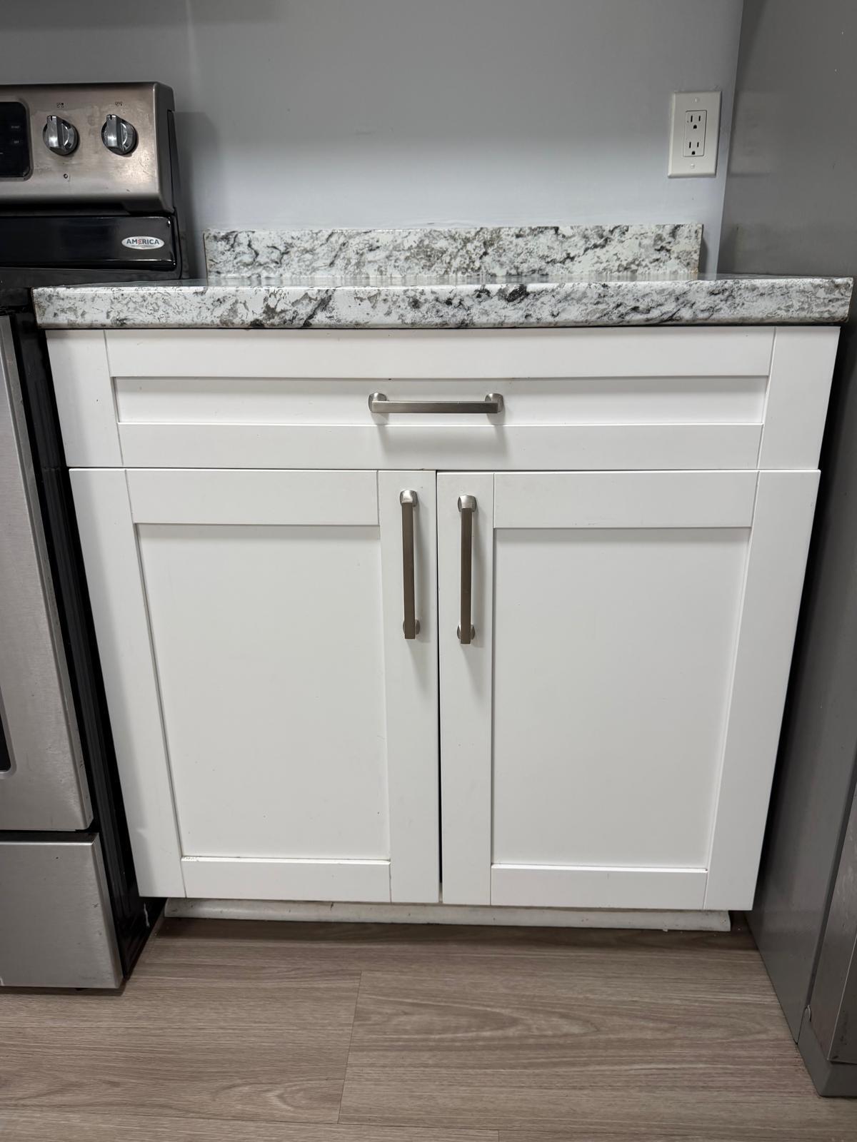 APPLEGREEN CONDO APTS 4 - Residential