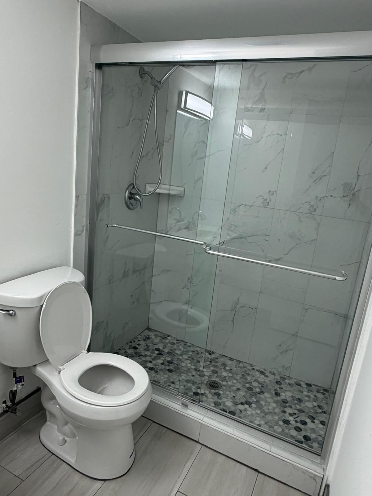 APPLEGREEN CONDO APTS 4 - Residential