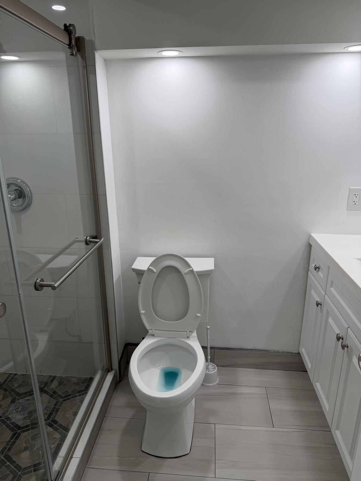 APPLEGREEN CONDO APTS 4 - Residential