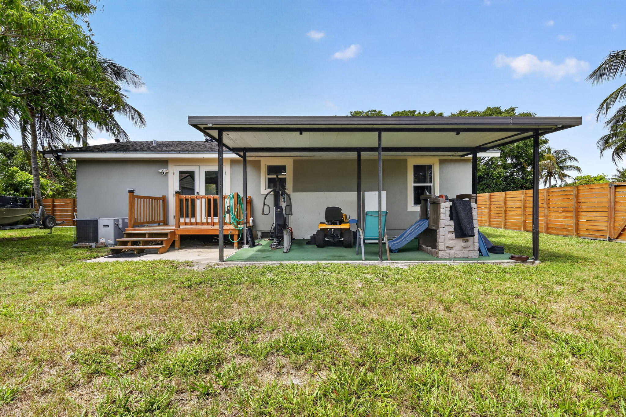 PALM BEACH LAKES S TR X - Residential