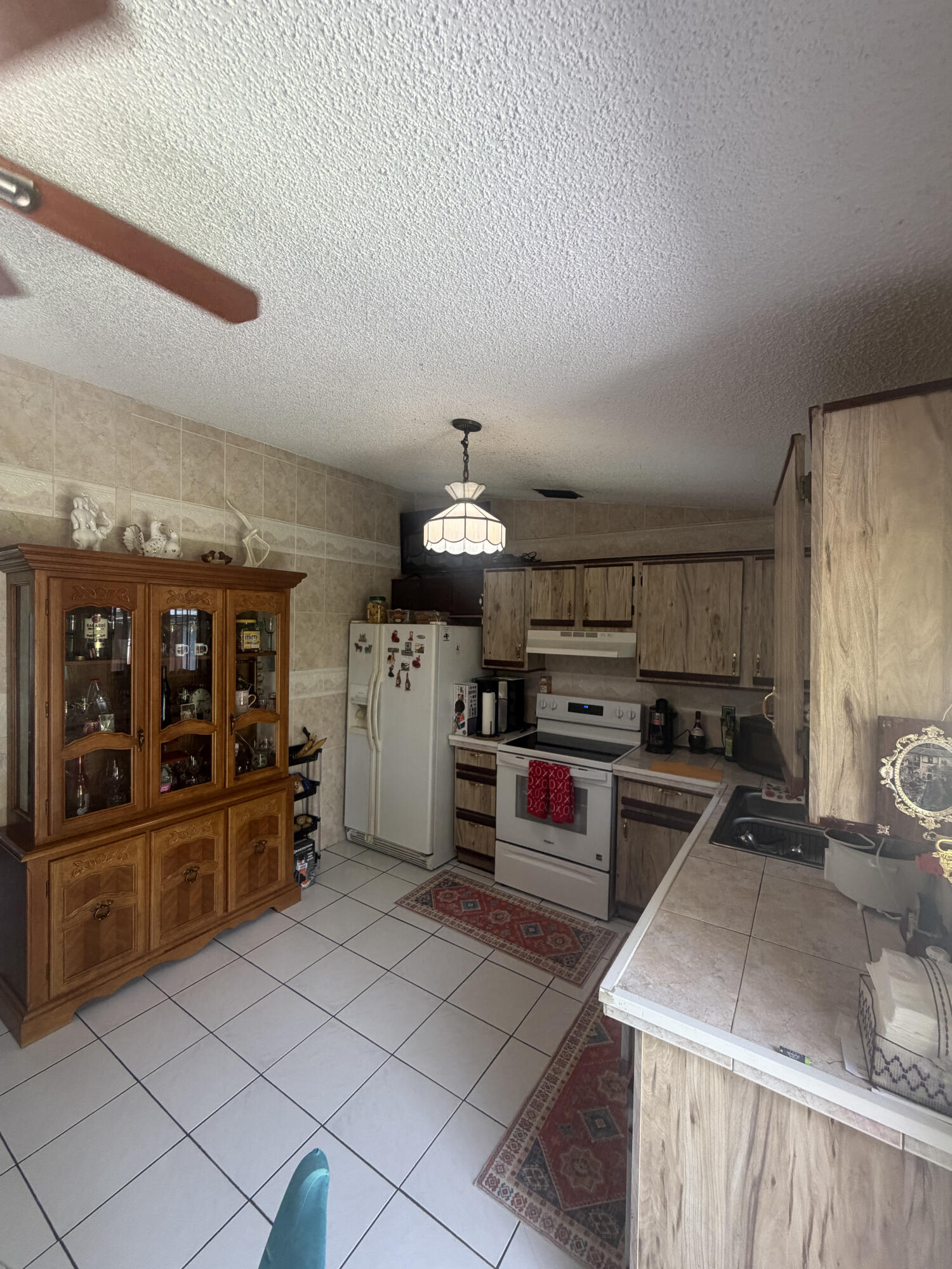 COUNTERPOINT ESTATES 10 - Residential