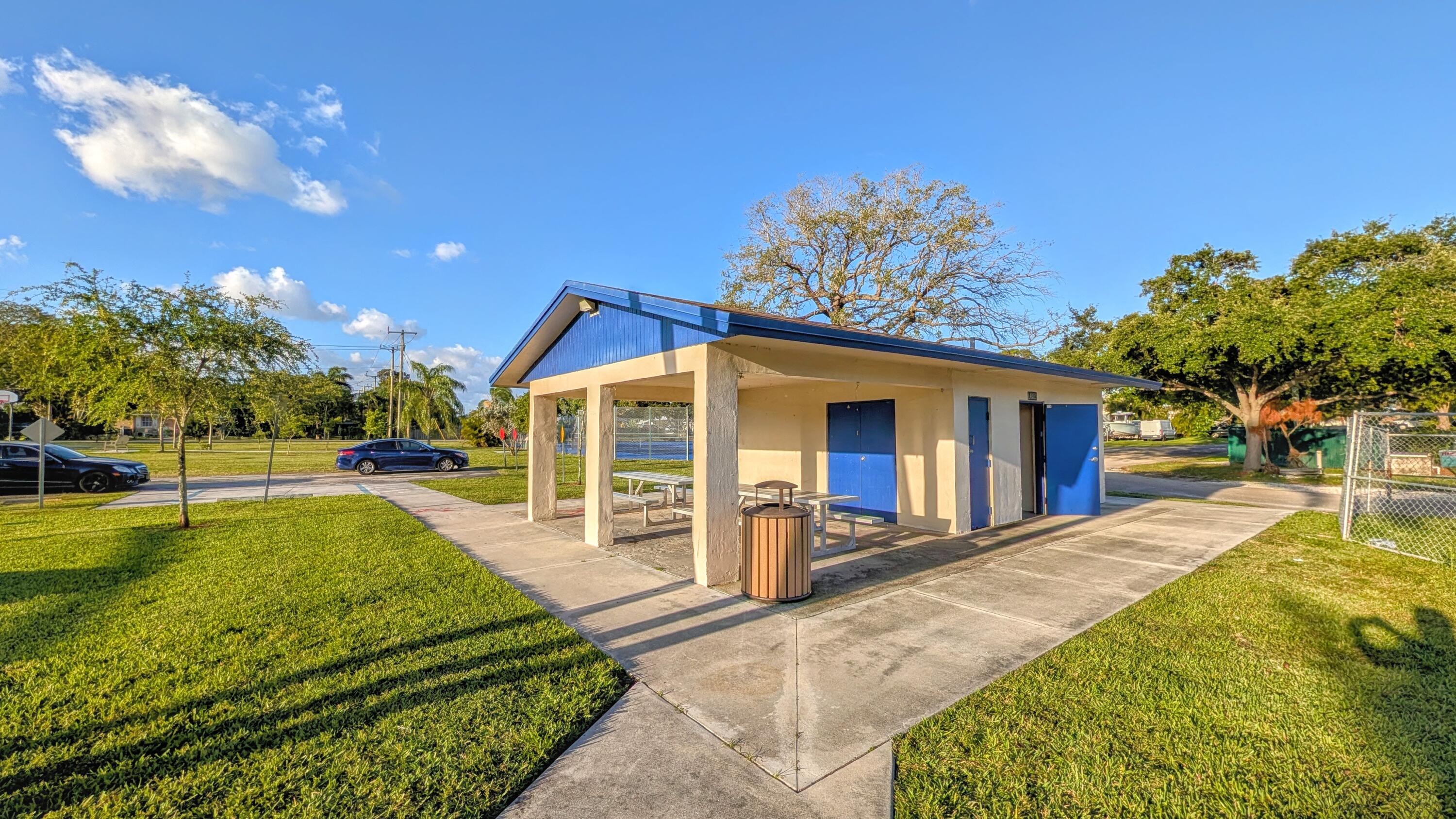 LAUREL HILLS BOYNTON BEACH - Residential Lease