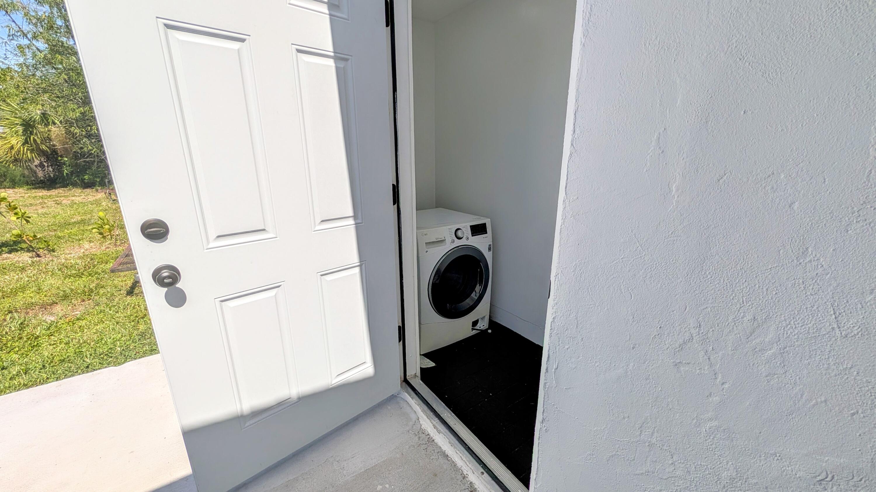 LAUREL HILLS BOYNTON BEACH - Residential Lease
