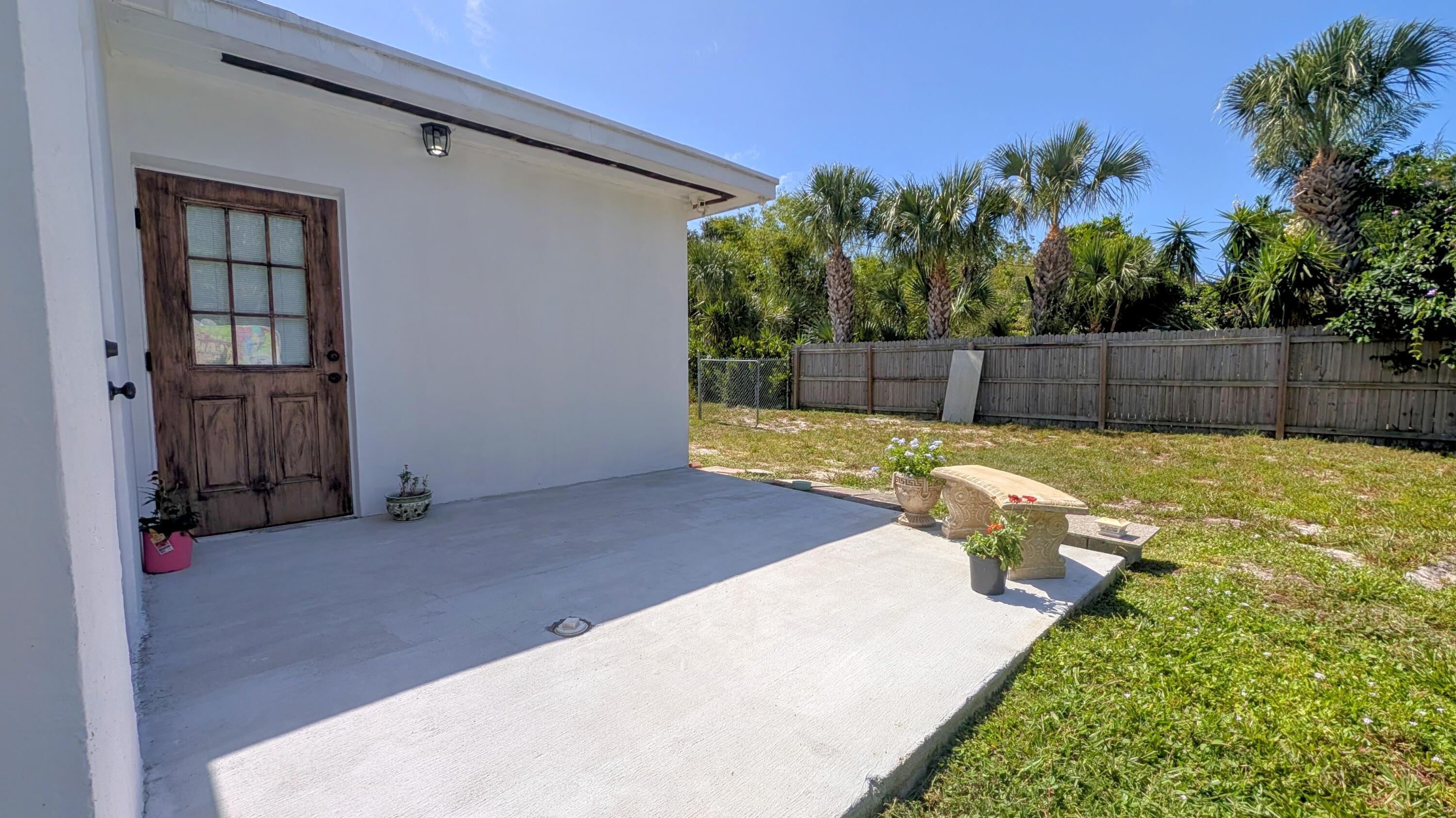LAUREL HILLS BOYNTON BEACH - Residential Lease
