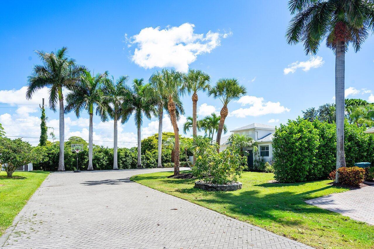 HILLS AT LAKE EDEN - Residential Lease