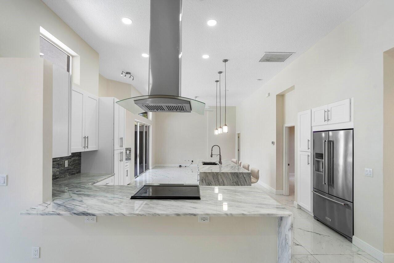 HILLS AT LAKE EDEN - Residential Lease