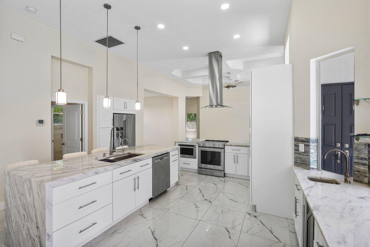 HILLS AT LAKE EDEN - Residential Lease