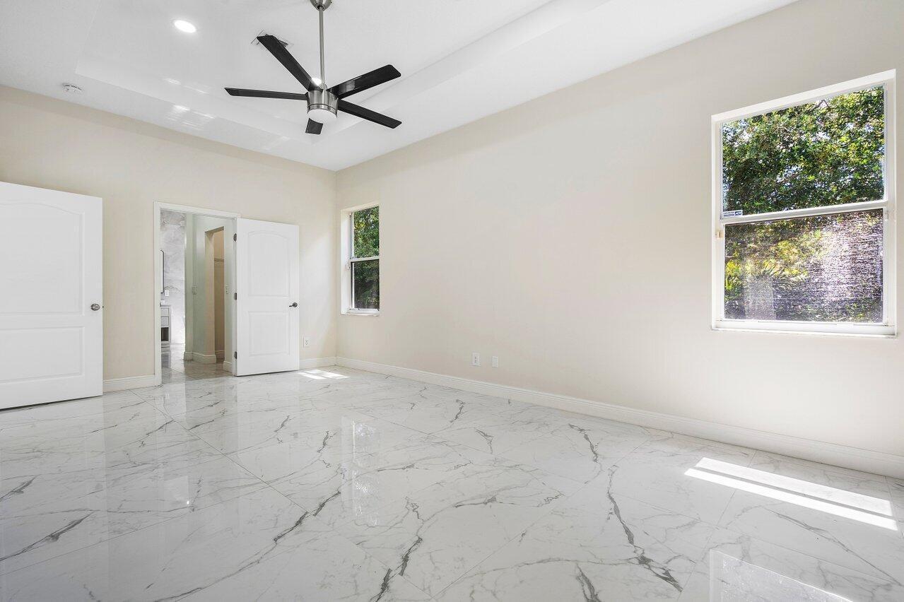 HILLS AT LAKE EDEN - Residential Lease