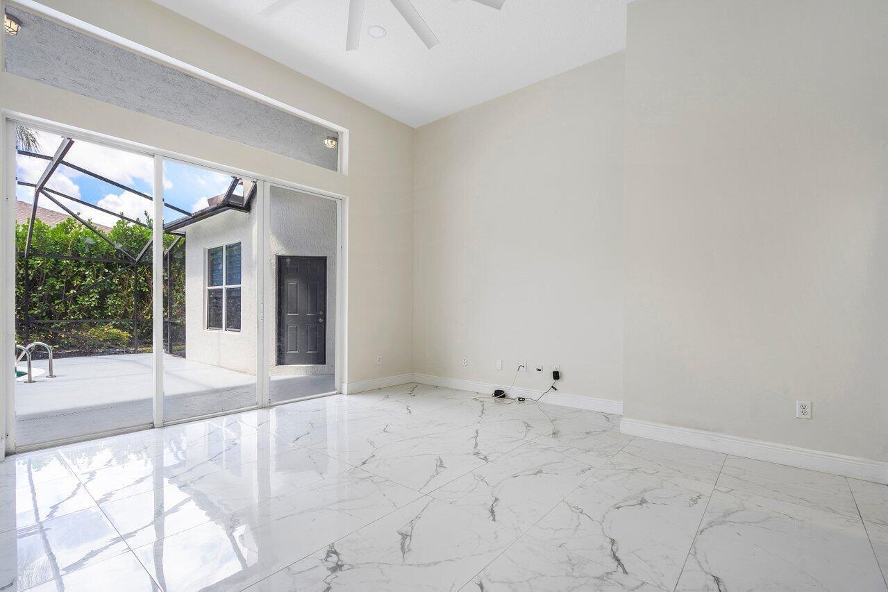 HILLS AT LAKE EDEN - Residential Lease
