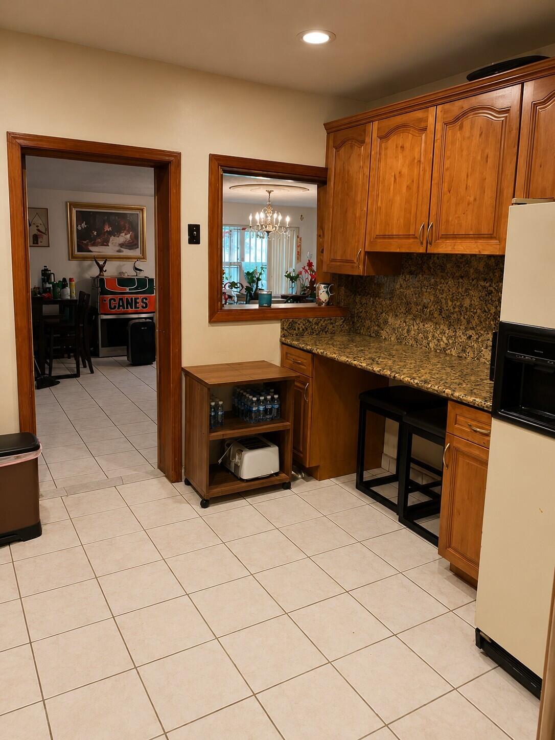 RICHMOND HEIGHTS - Residential