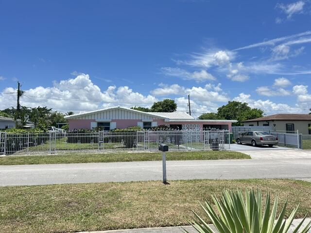 RICHMOND HEIGHTS - Residential
