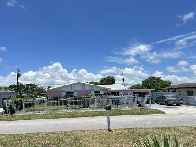 RICHMOND HEIGHTS - Residential