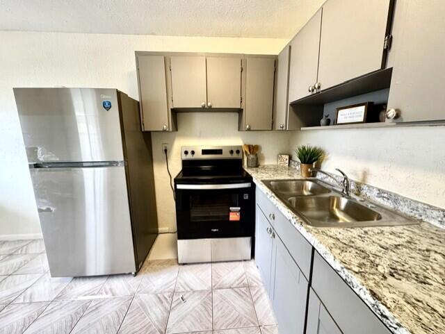 MID-TOWN CONDO - Residential