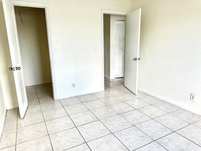 MID-TOWN CONDO - Residential
