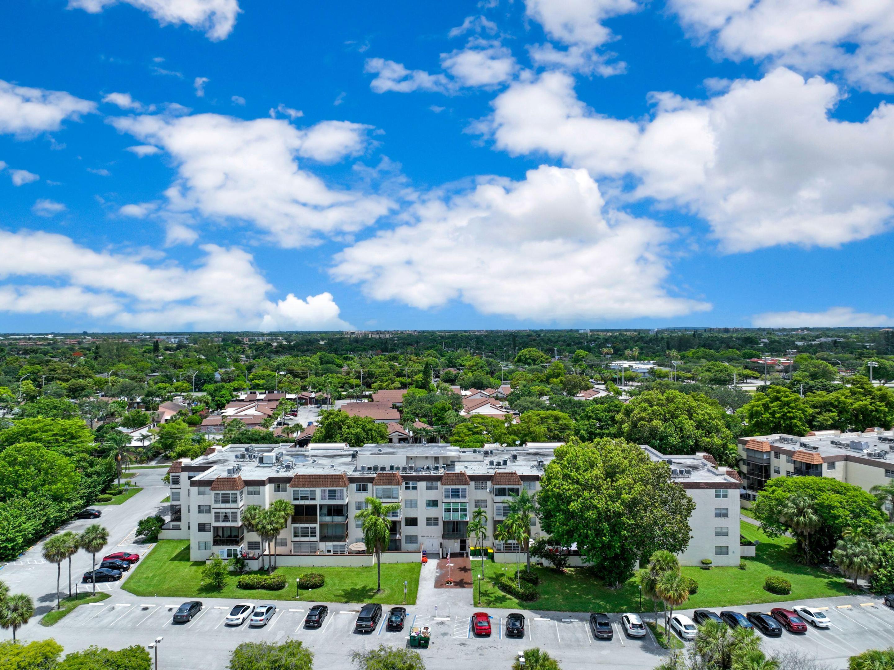 OMEGA CONDO NO 3 - Residential