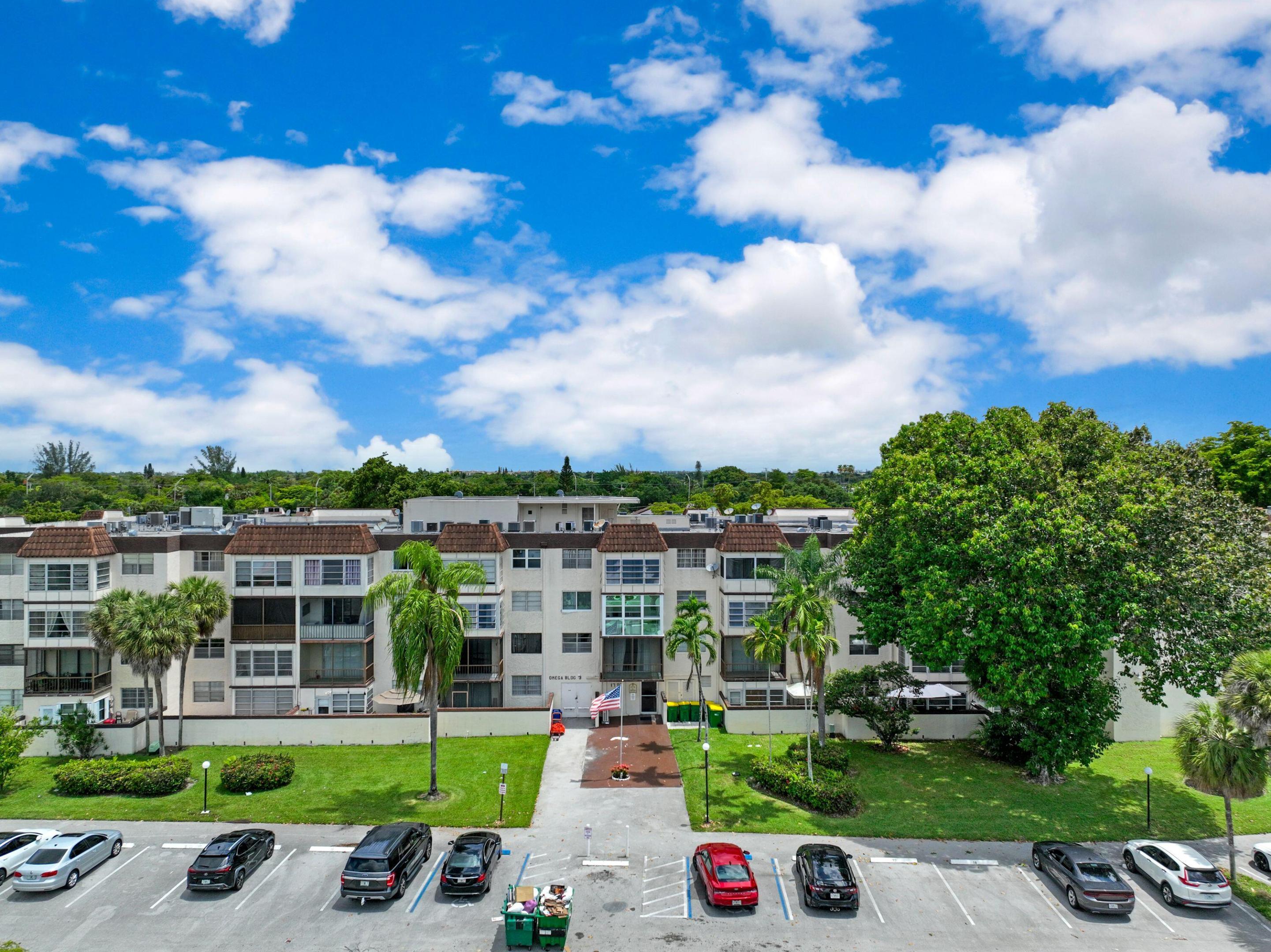 OMEGA CONDO NO 3 - Residential