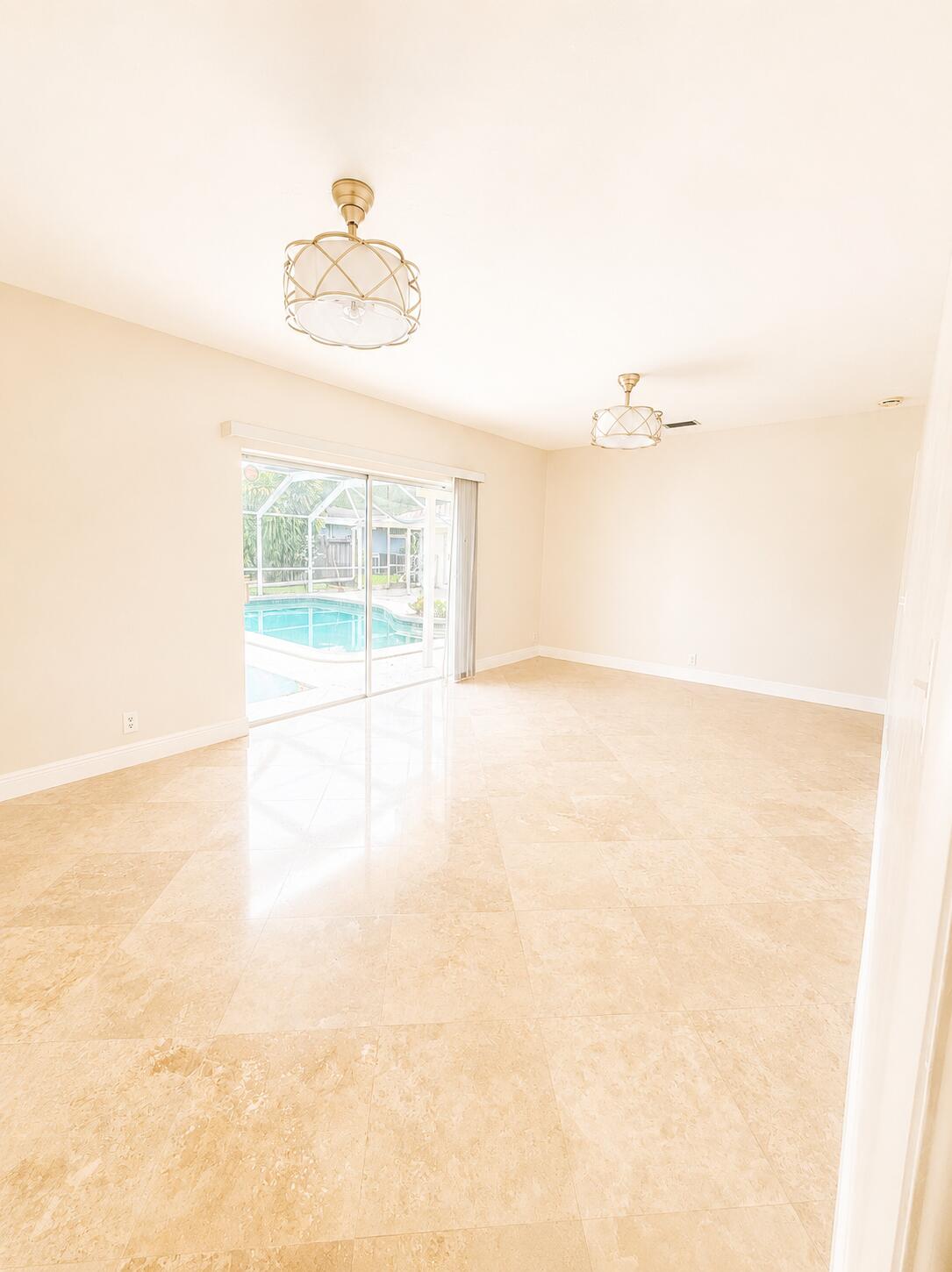 PLANTATION PARK 8 ADD - Residential Lease