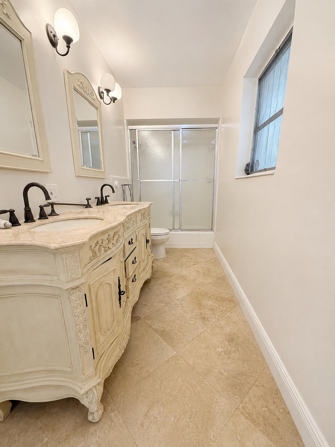 PLANTATION PARK 8 ADD - Residential Lease