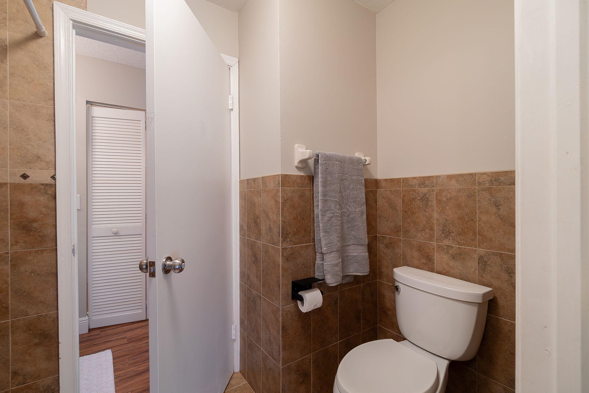 WELLINGTON OF WELLINGTON - Residential Lease