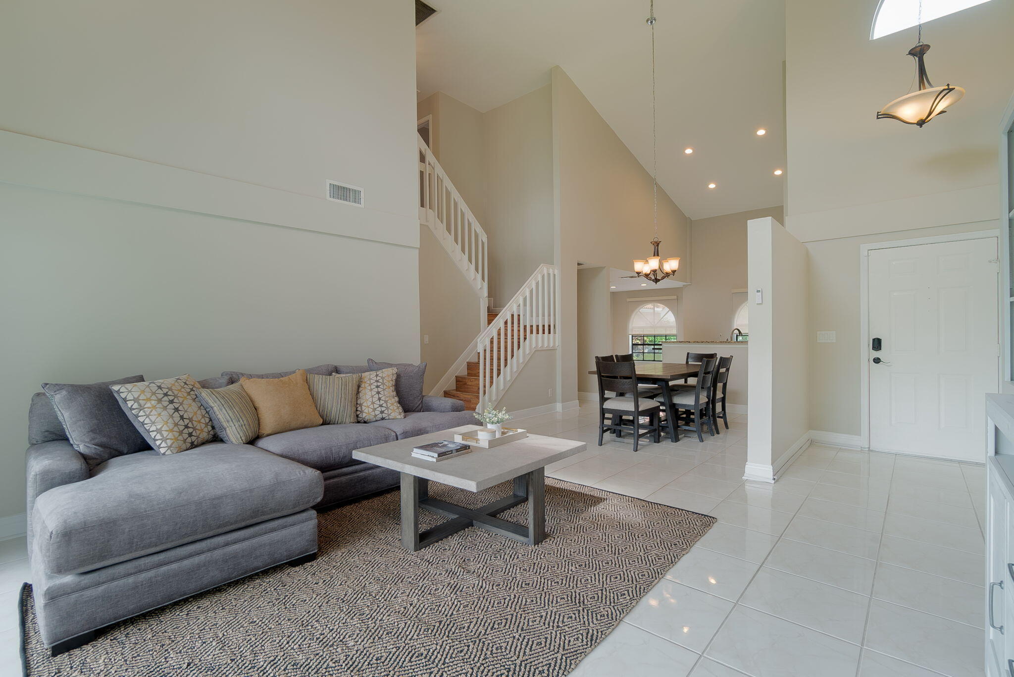 WELLINGTON OF WELLINGTON - Residential Lease