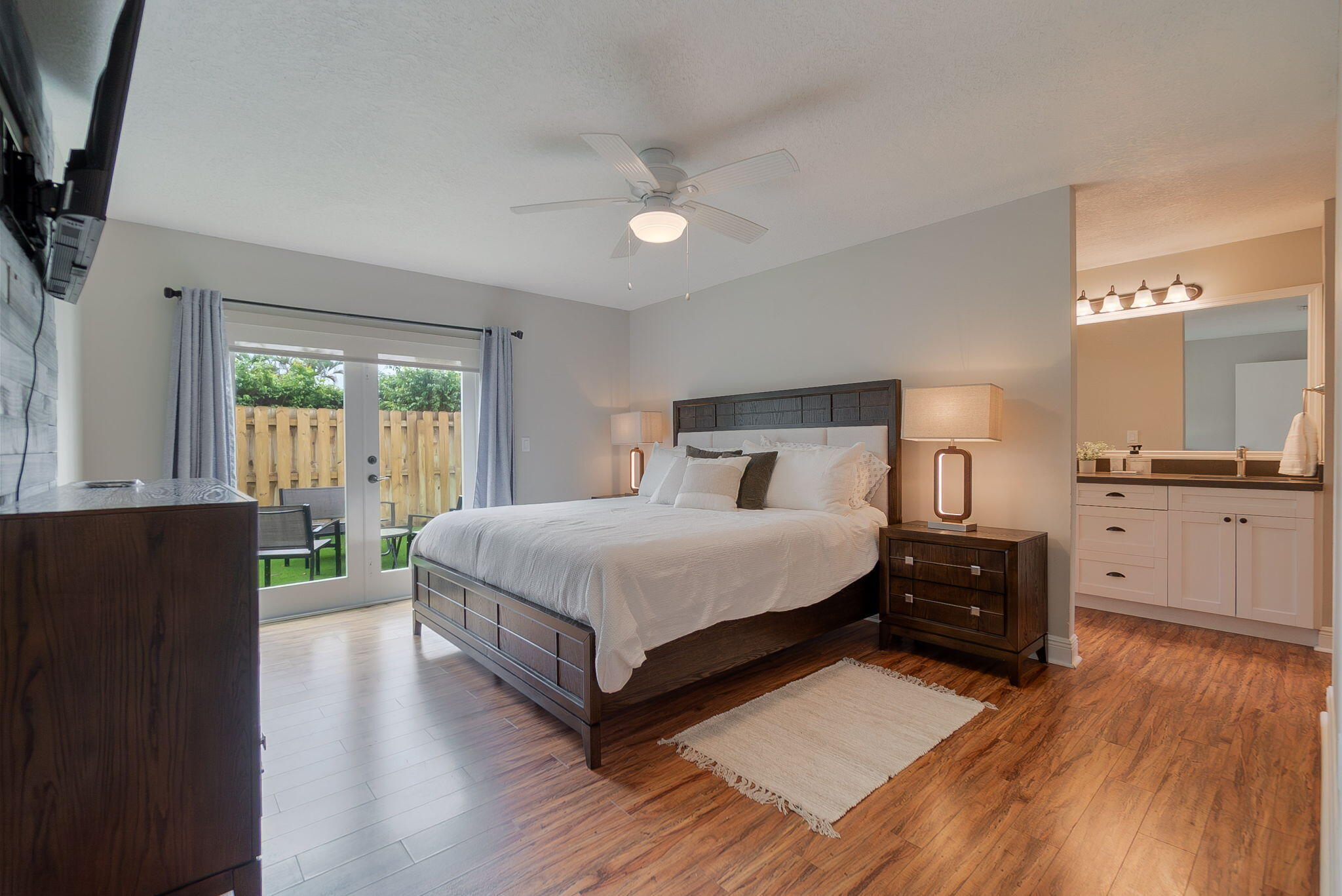 WELLINGTON OF WELLINGTON - Residential Lease