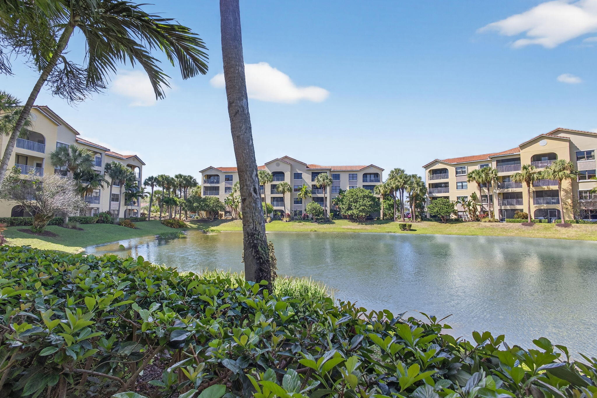 OCEAN TRACE CONDO - Residential