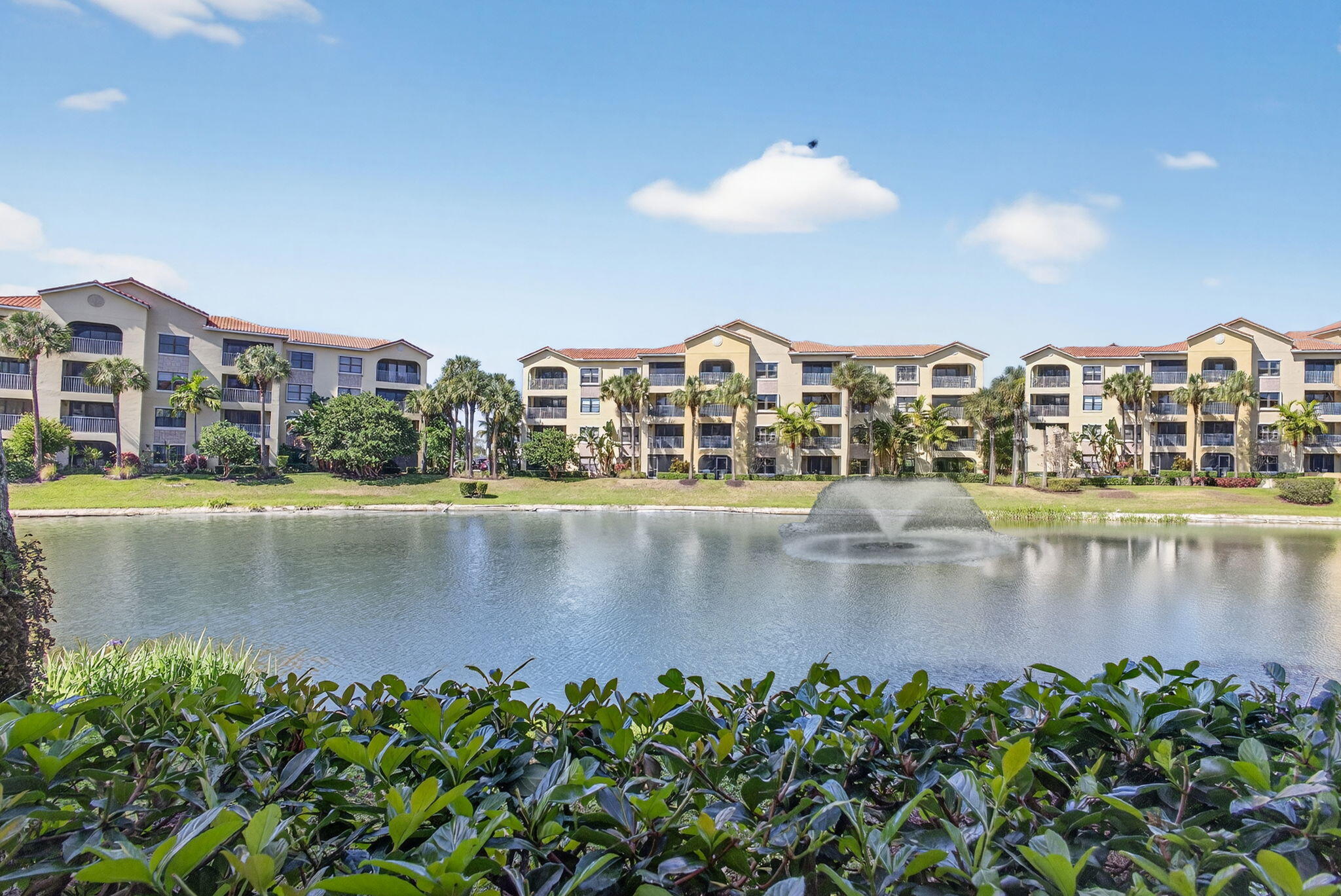 OCEAN TRACE CONDO - Residential