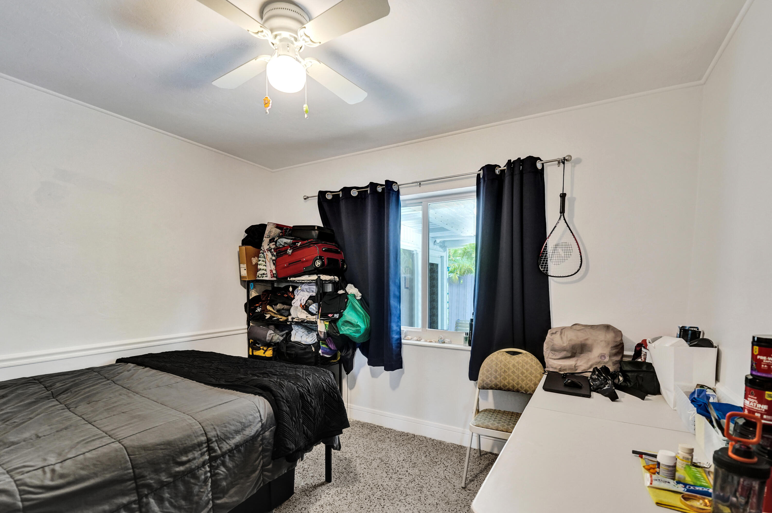 TROPICAL MANORS - Residential