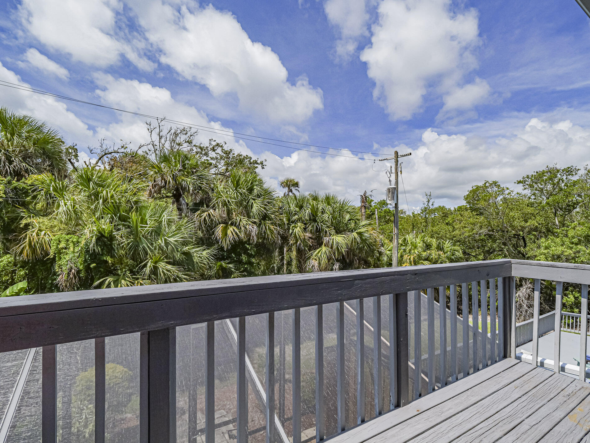 BREAKERS LANDING, A CONDOMINIUM - Residential