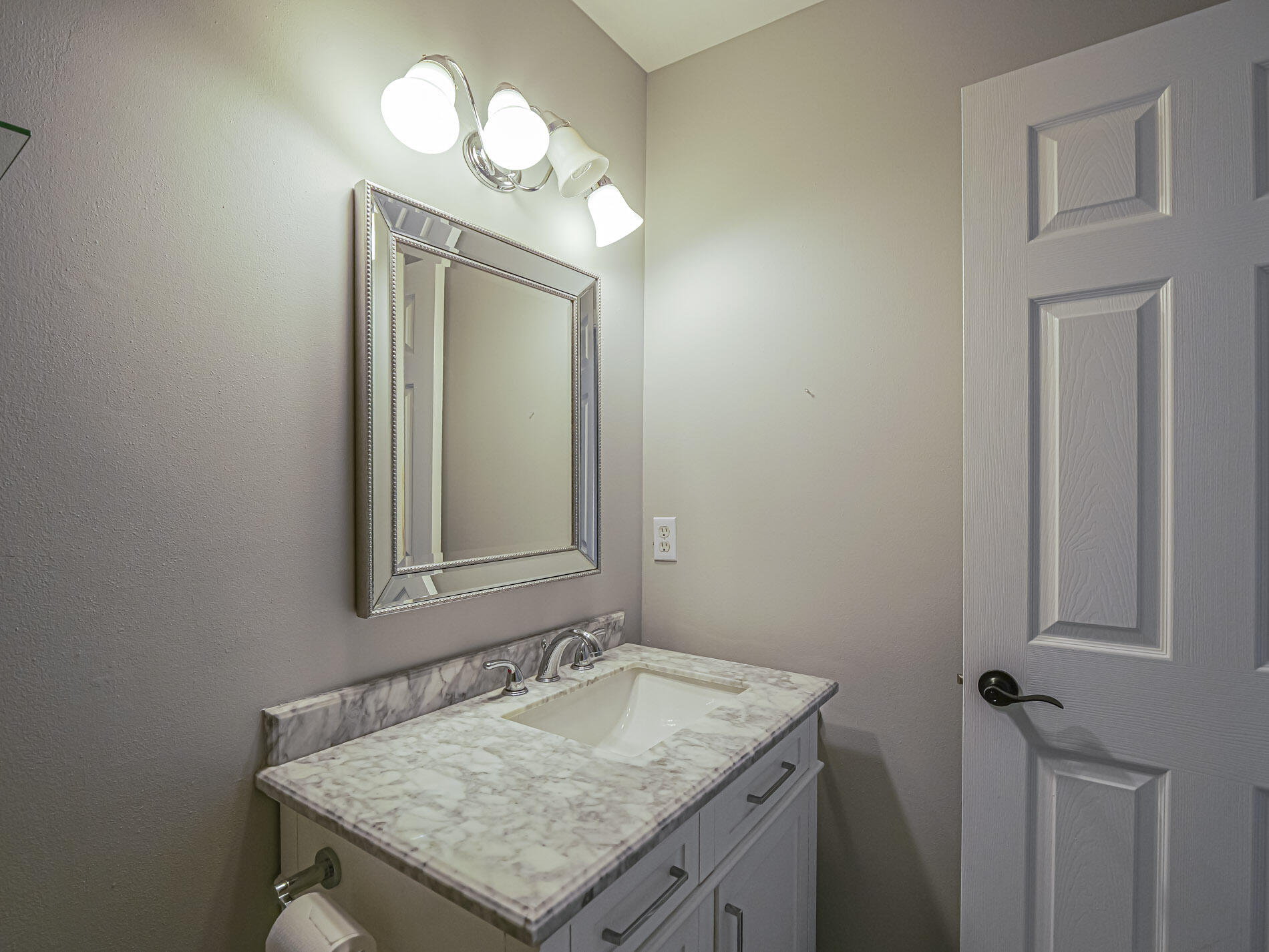 BREAKERS LANDING, A CONDOMINIUM - Residential