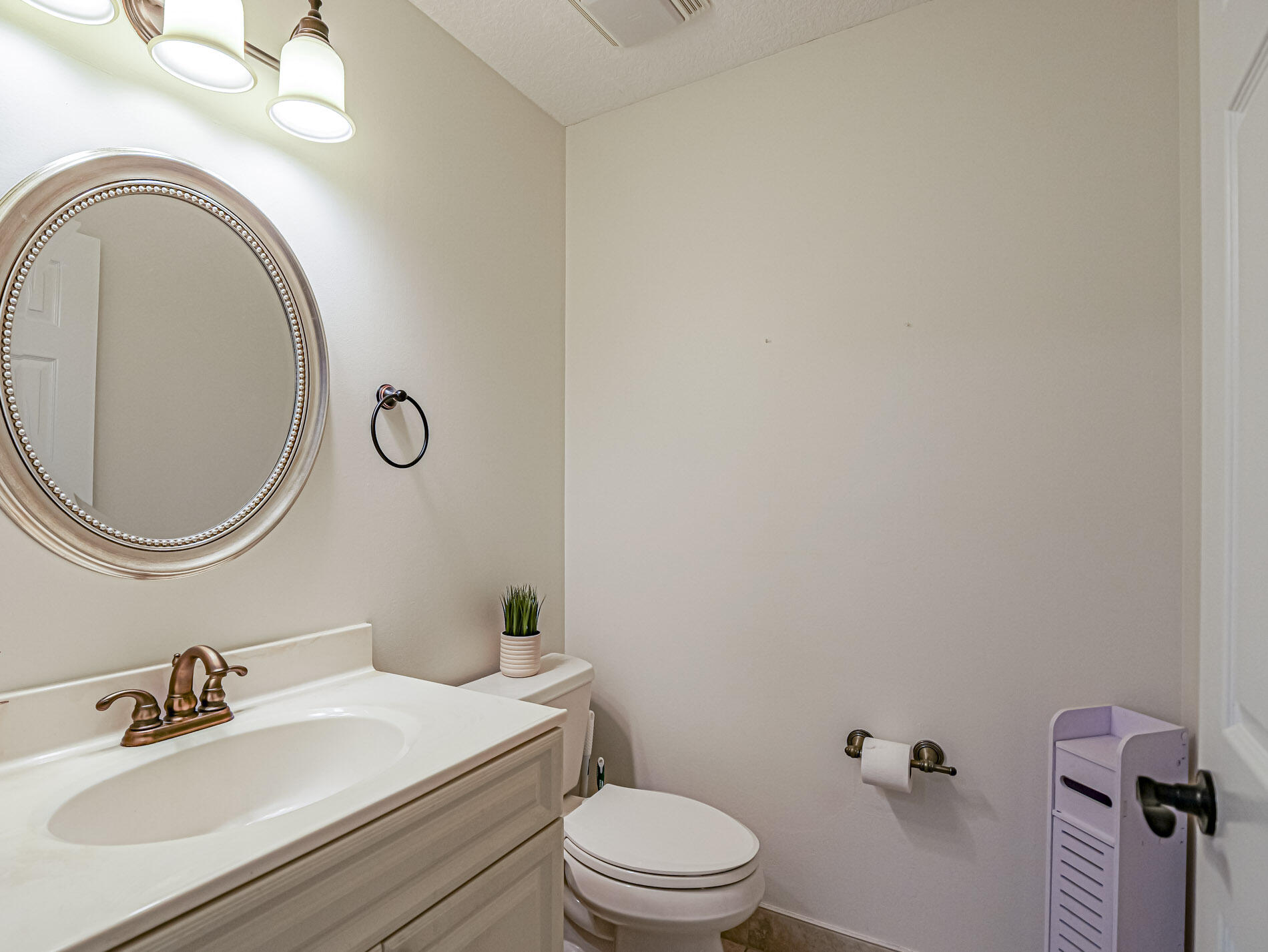 BREAKERS LANDING, A CONDOMINIUM - Residential