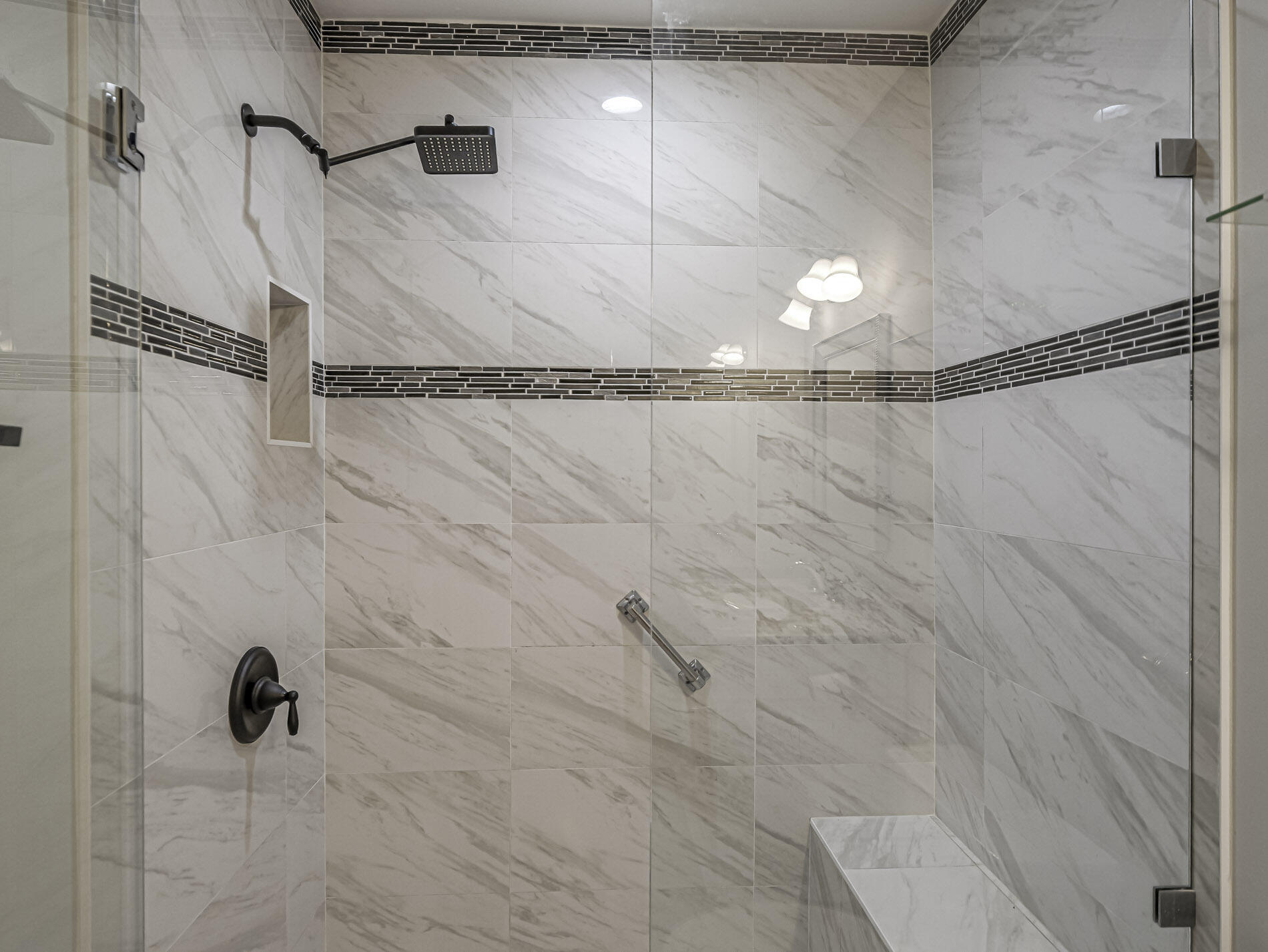 BREAKERS LANDING, A CONDOMINIUM - Residential