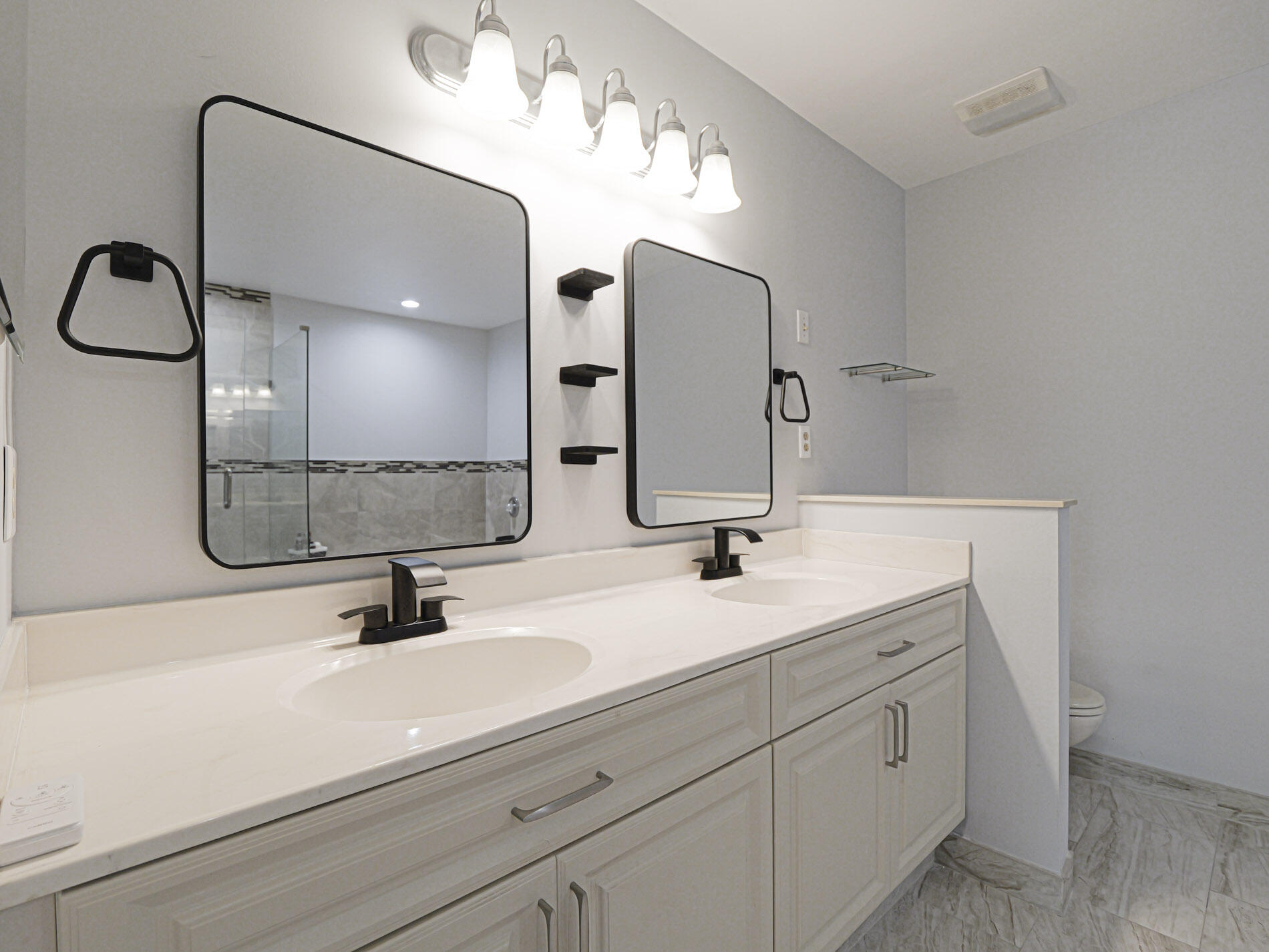 BREAKERS LANDING, A CONDOMINIUM - Residential
