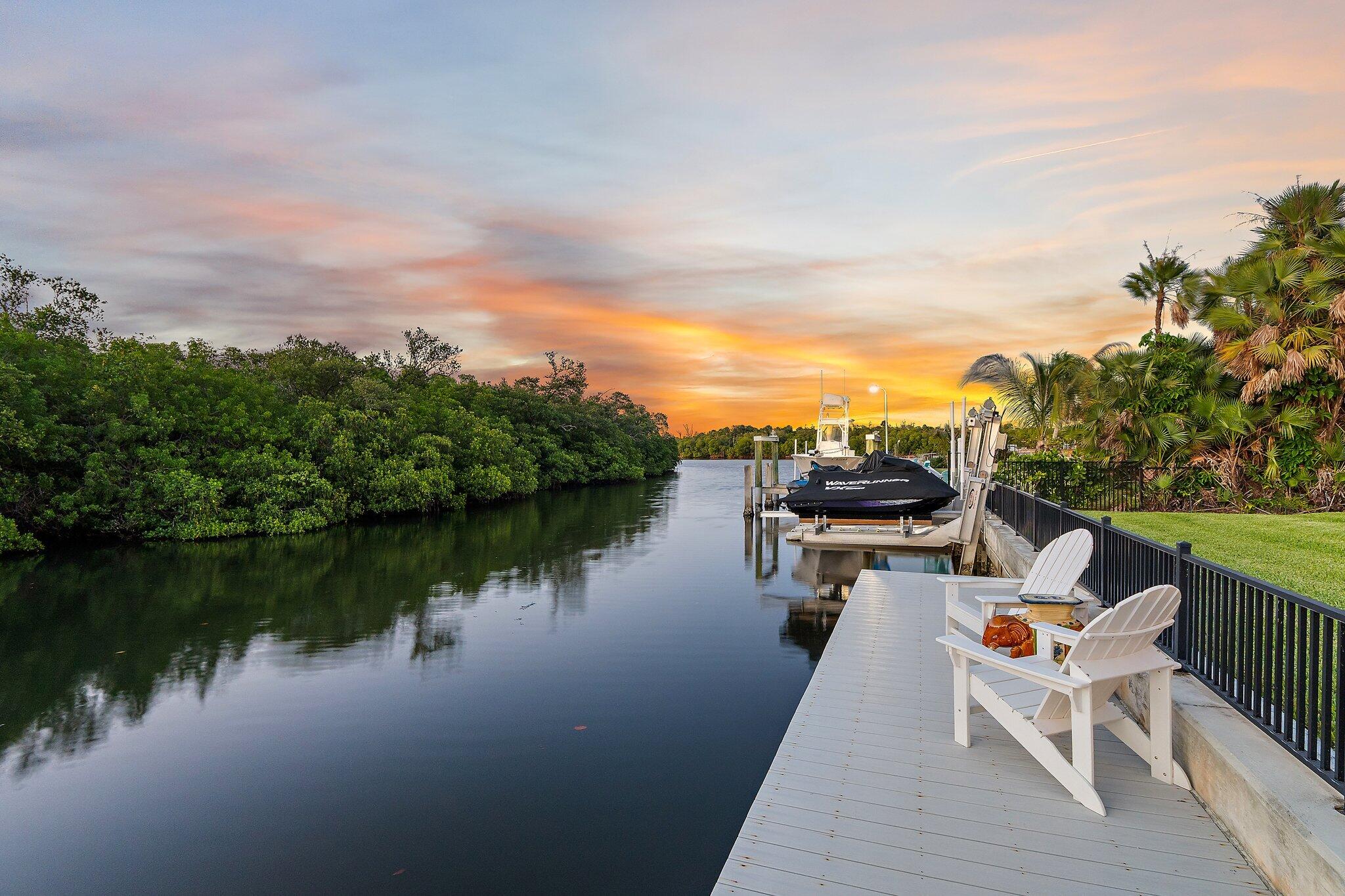 NORTH HOBE SOUND SHORES - Residential