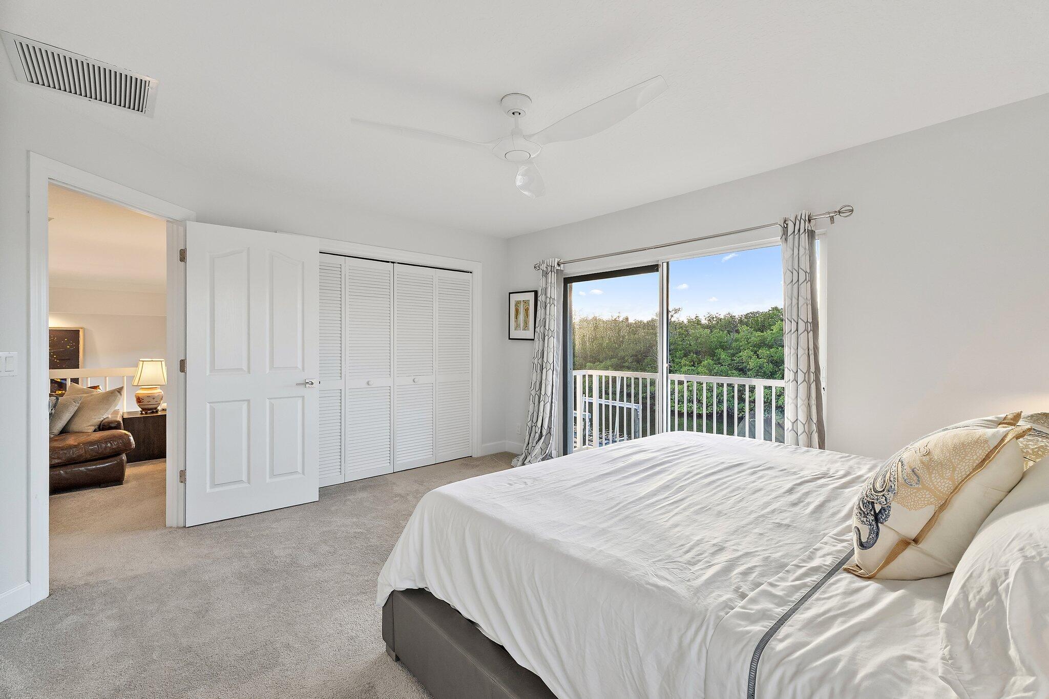 NORTH HOBE SOUND SHORES - Residential