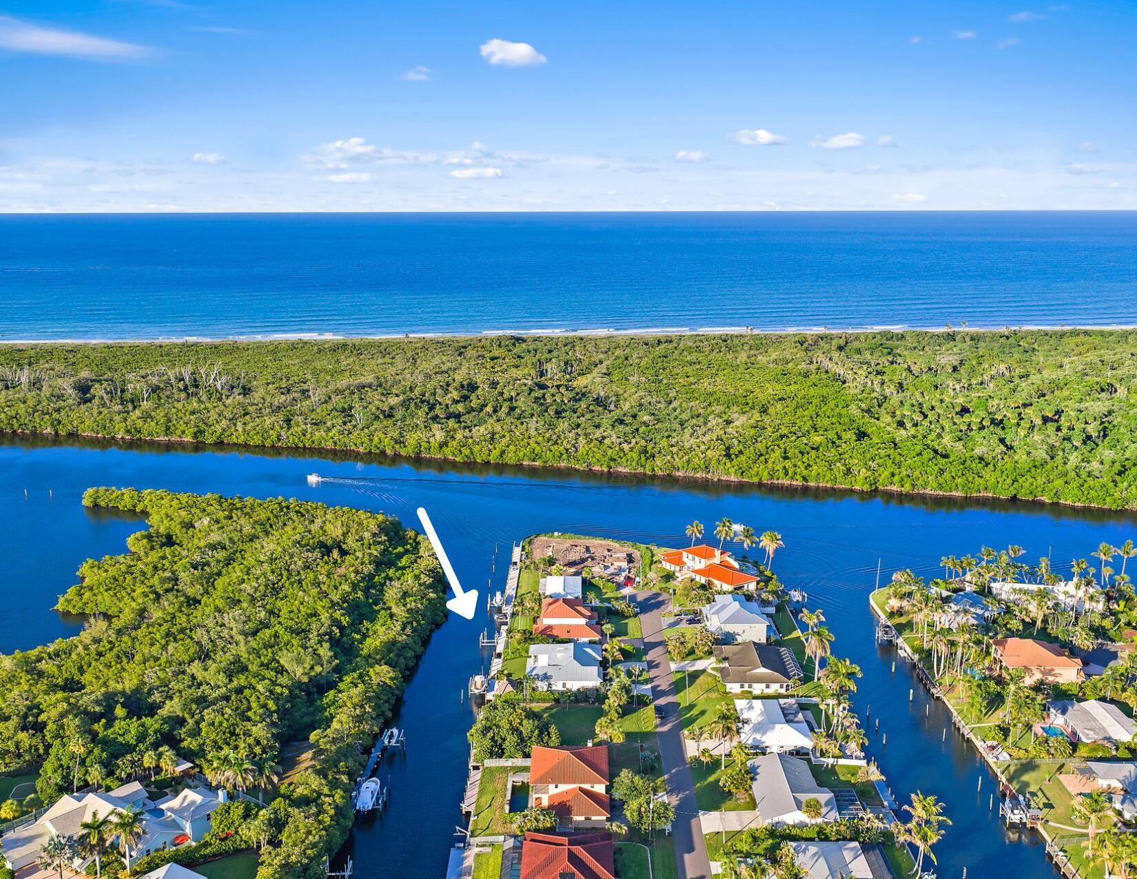 NORTH HOBE SOUND SHORES - Residential