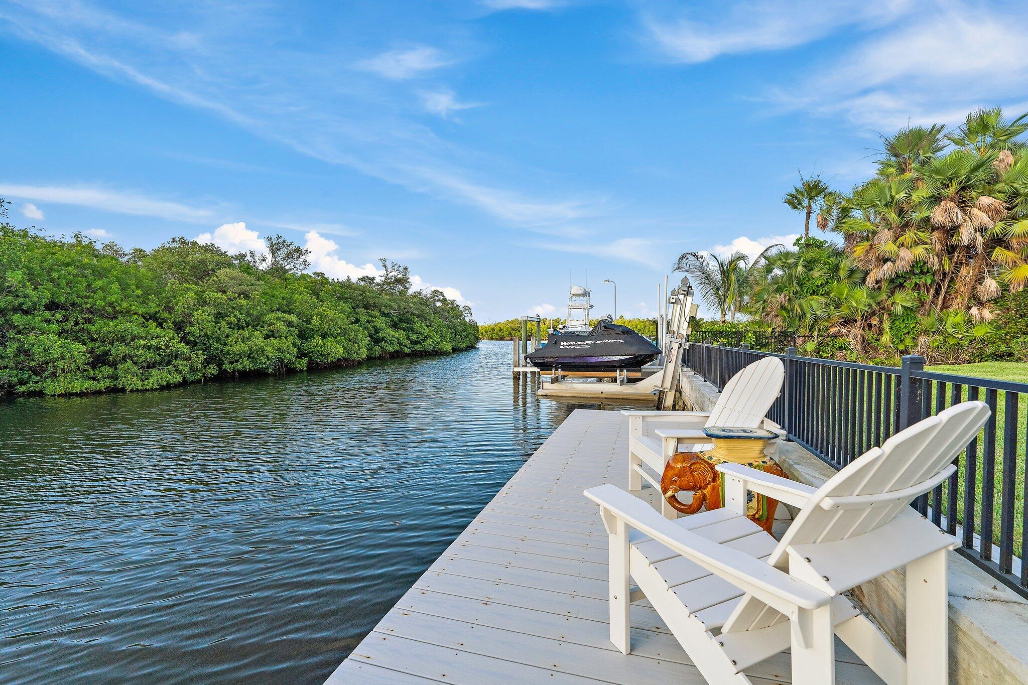 NORTH HOBE SOUND SHORES - Residential