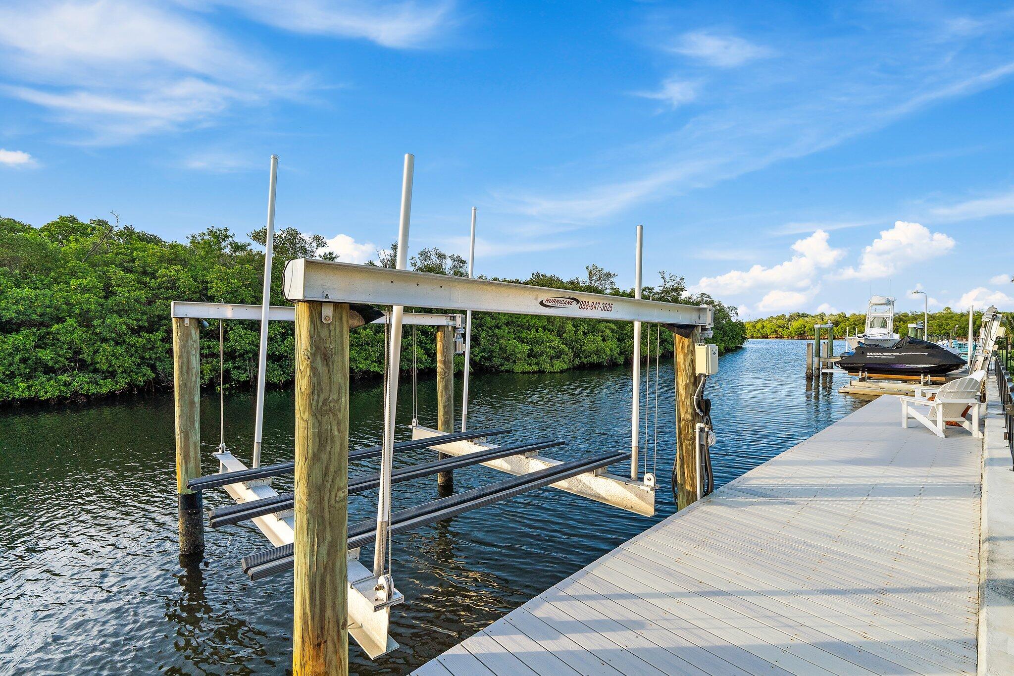 NORTH HOBE SOUND SHORES - Residential