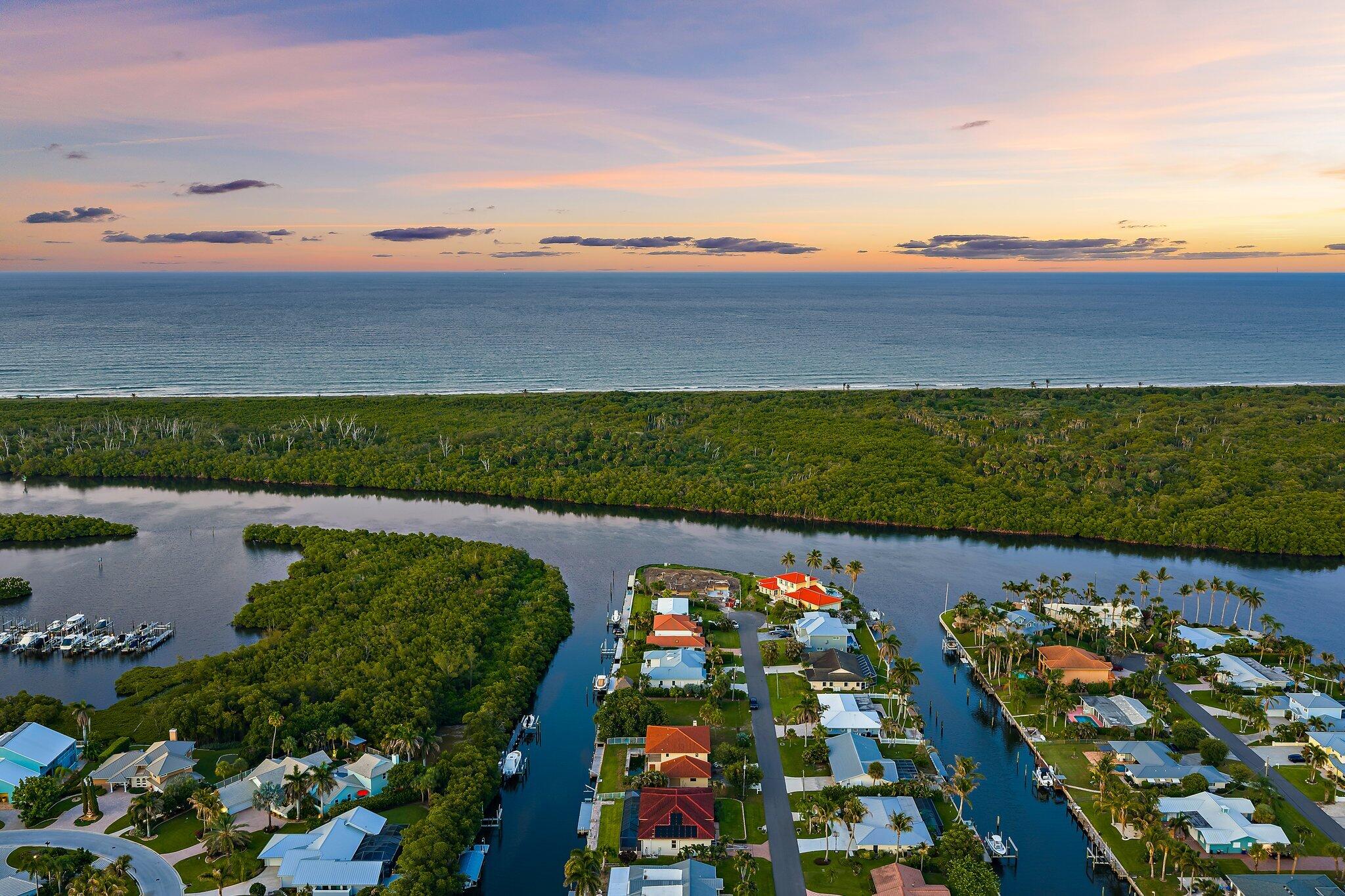 NORTH HOBE SOUND SHORES - Residential