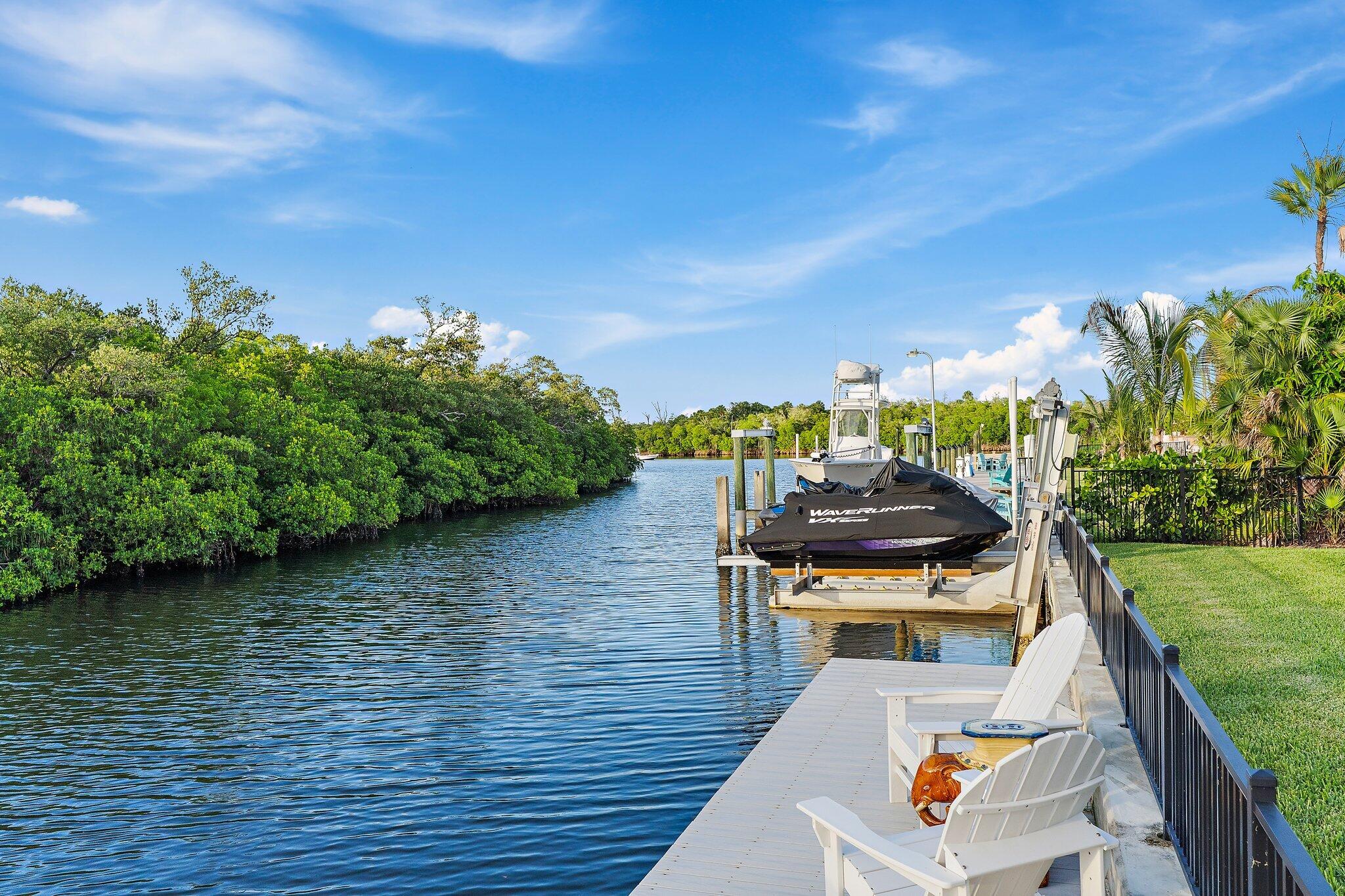 NORTH HOBE SOUND SHORES - Residential