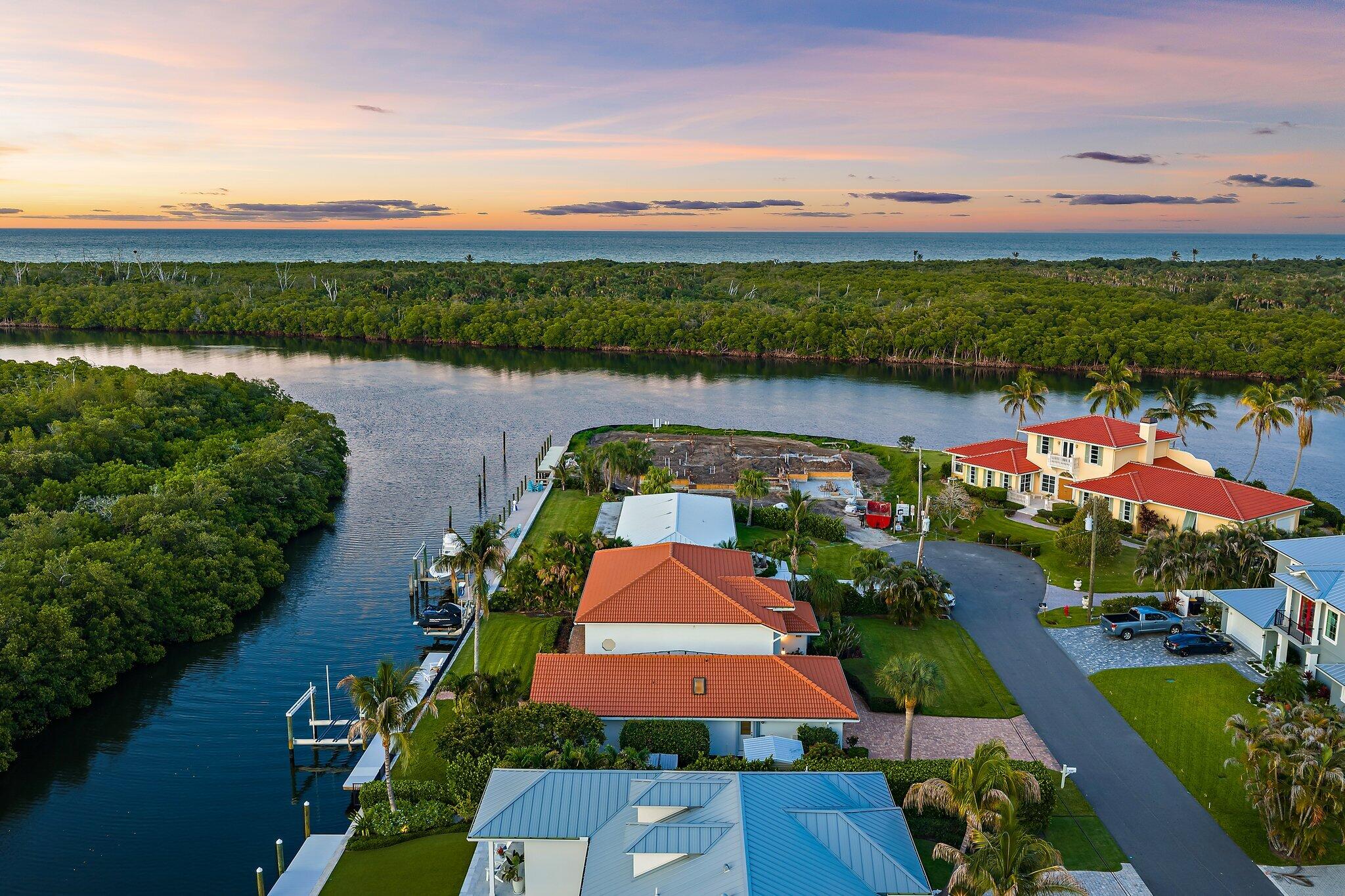 NORTH HOBE SOUND SHORES - Residential