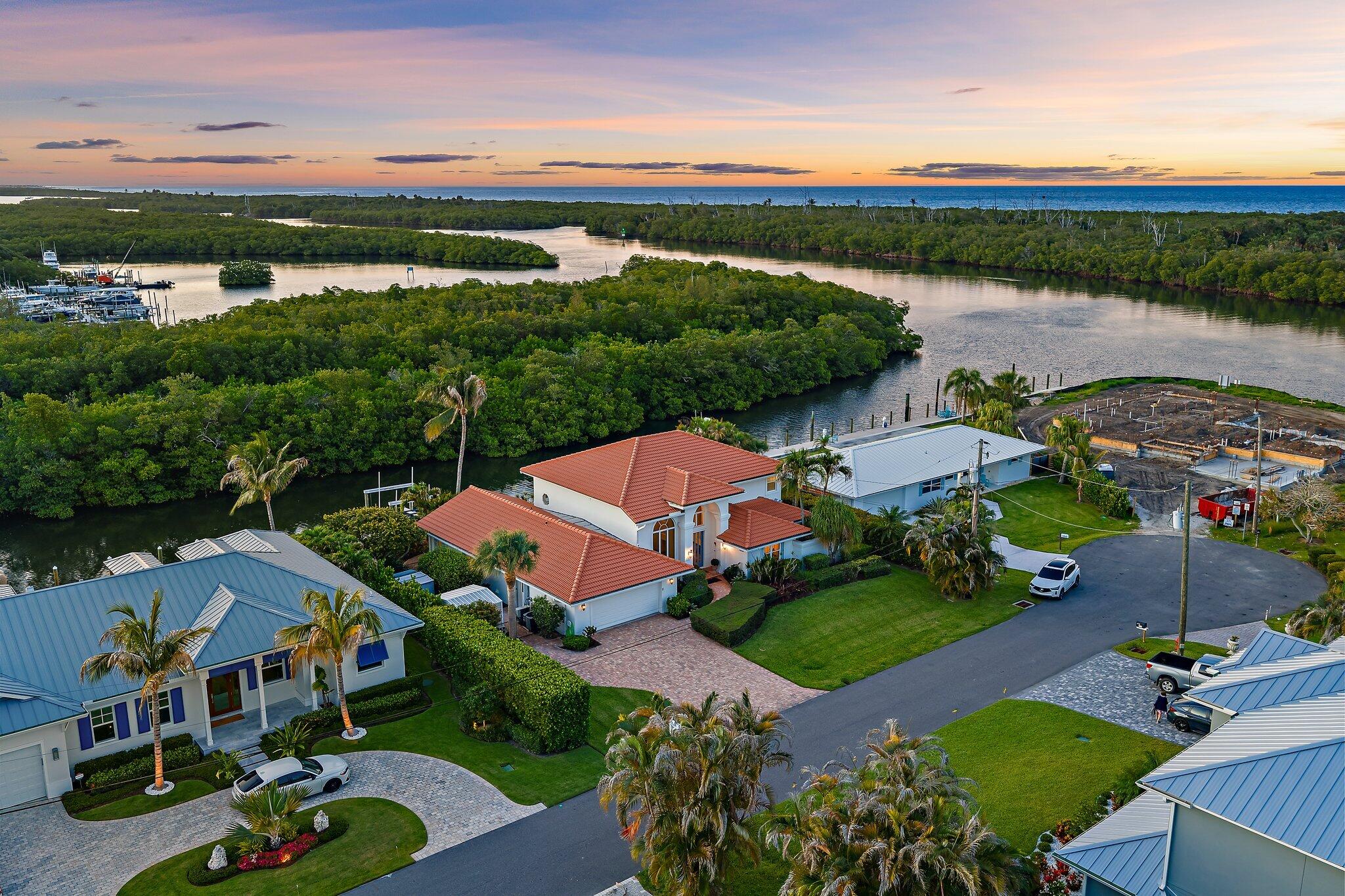NORTH HOBE SOUND SHORES - Residential