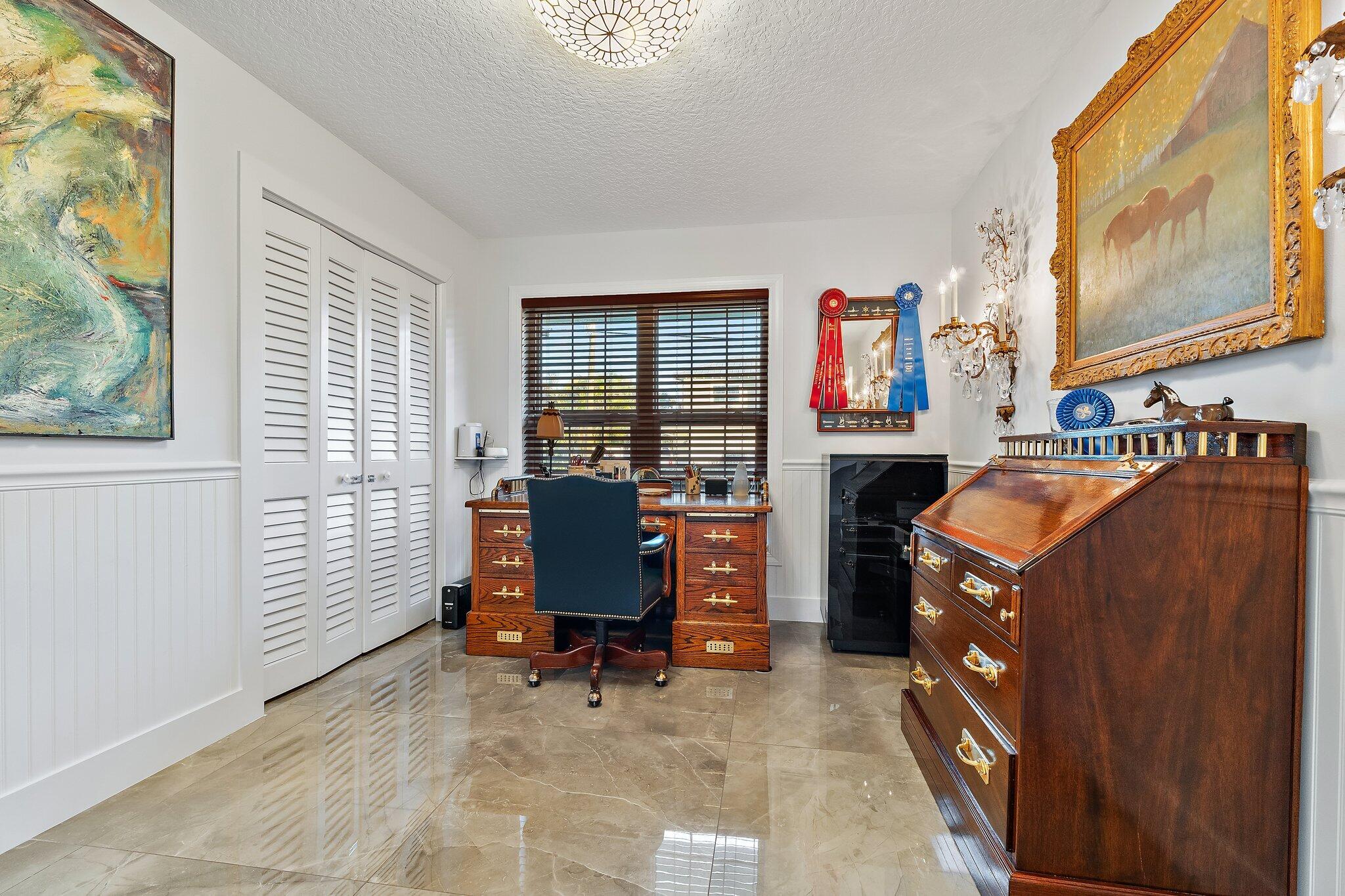 NORTH HOBE SOUND SHORES - Residential