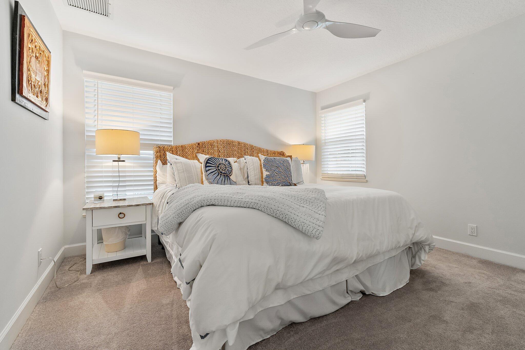 NORTH HOBE SOUND SHORES - Residential