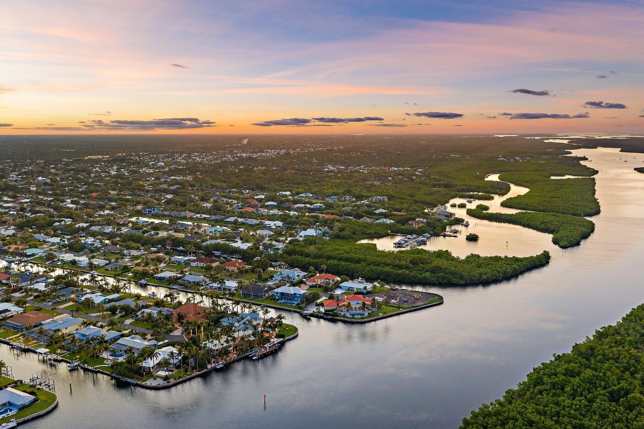 NORTH HOBE SOUND SHORES - Residential