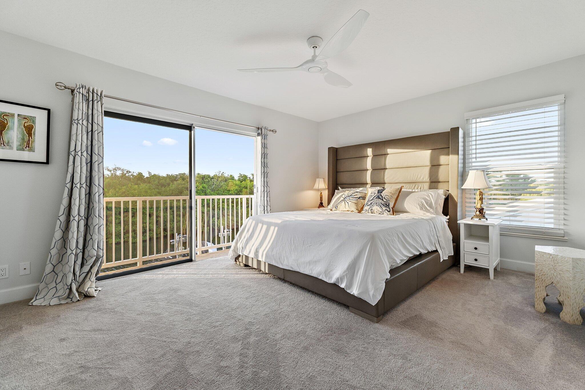 NORTH HOBE SOUND SHORES - Residential