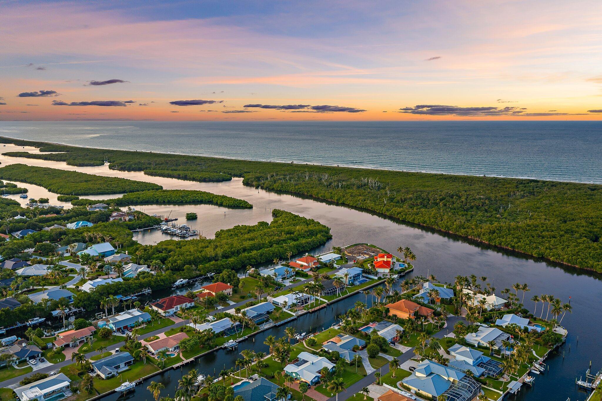 NORTH HOBE SOUND SHORES - Residential