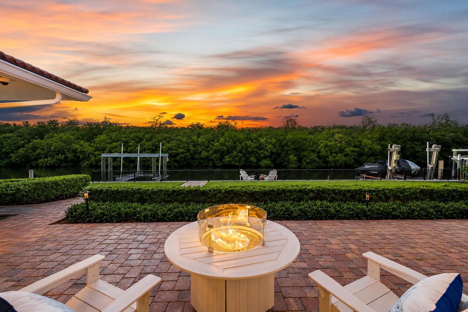NORTH HOBE SOUND SHORES - Residential