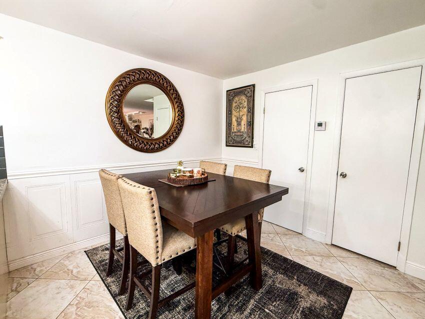 VILLAS AT WOODLAND GREENS - Residential